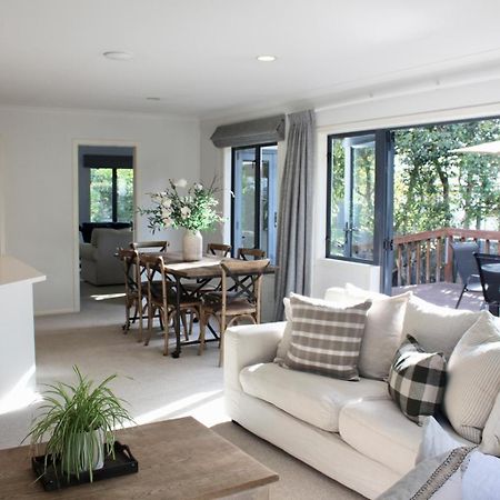 5-Min Walk To Village - Havelock North Holiday Home With Spa Pool Екстер'єр фото