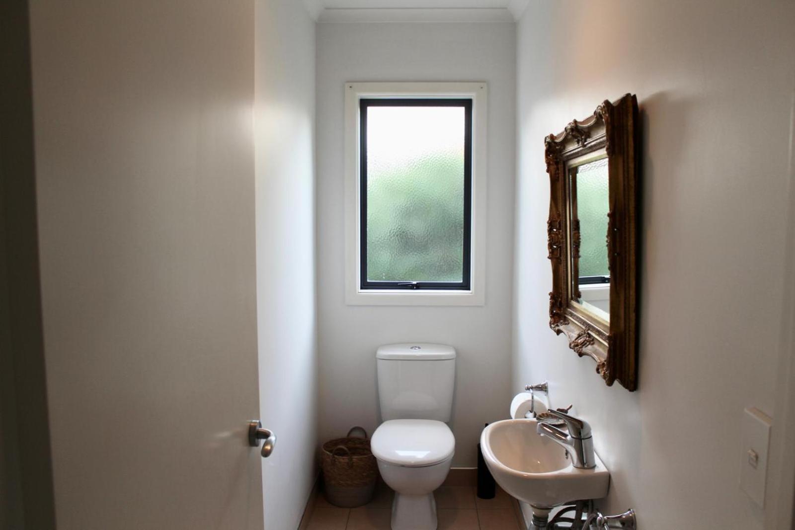 5-Min Walk To Village - Havelock North Holiday Home With Spa Pool Екстер'єр фото