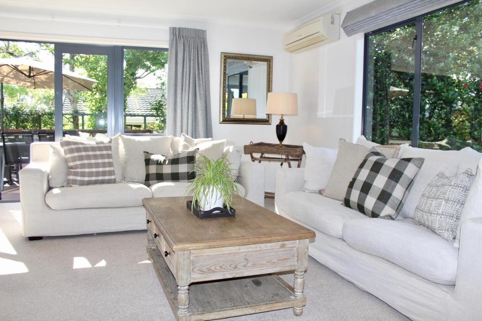 5-Min Walk To Village - Havelock North Holiday Home With Spa Pool Екстер'єр фото